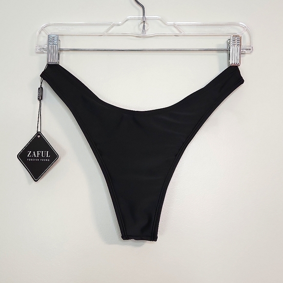 ZAFUL Black Cheeky Bikini Bottoms, Size S ~ NWT - Picture 4 of 8